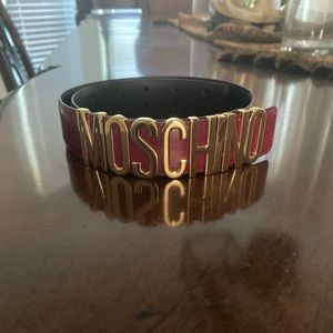 Moschino Belt size 38 (adjustable)